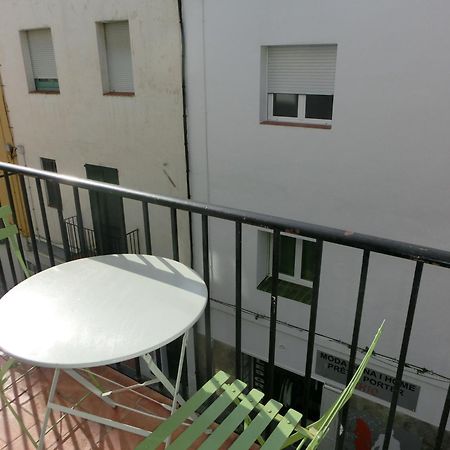 Rosesapparts Estudios & Parking מראה חיצוני תמונה